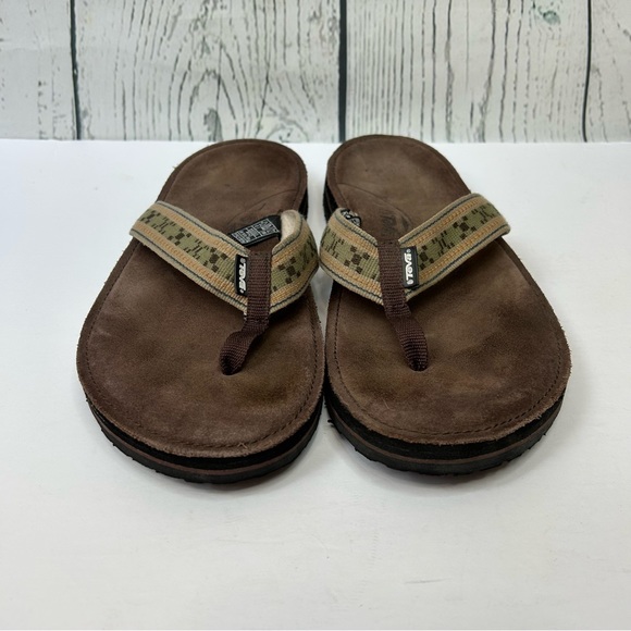 Men’s Teva Flip flops size 12 - Picture 7 of 8